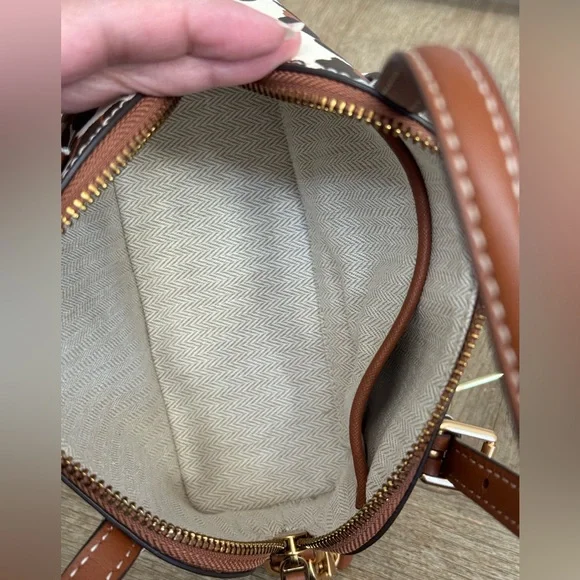 Tory Burch Emerson dome crossbody bag NWOT - Picture 10 of 17